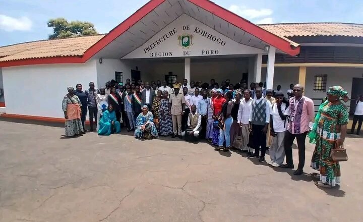 Korhogo : le préfet Karim Diarrassouba échange avec la jeunesse engagée sur la cohésion sociale et le civisme