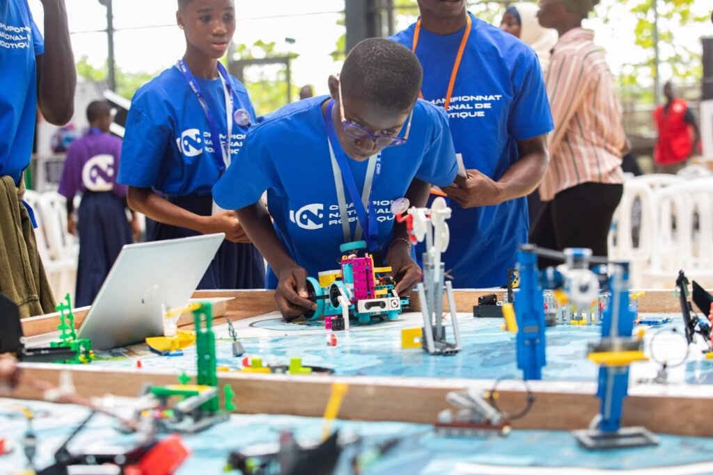 Robotique : le Lycée Houphouët-Boigny de Korhogo sacré champion national pour la 3e édition du championnat